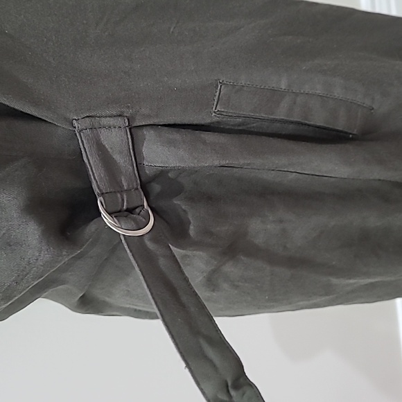 Suzy Shier Sleeveless Green Cardigan - Picture 7 of 9